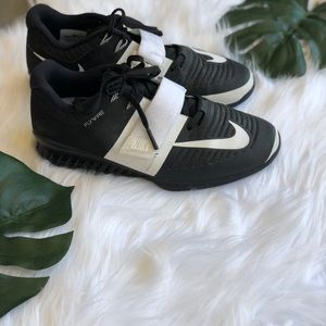 nike women's romaleos 3 weightlifting shoes